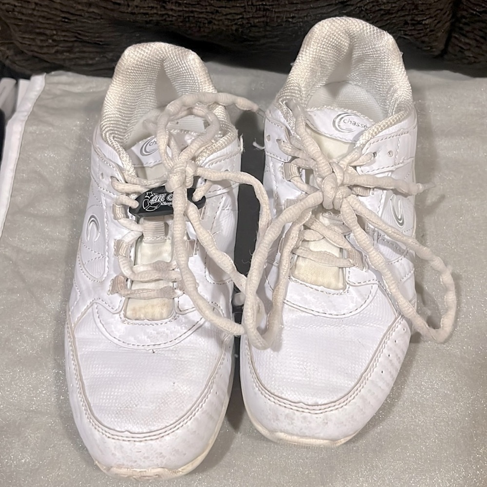 Chasse cheer shoes